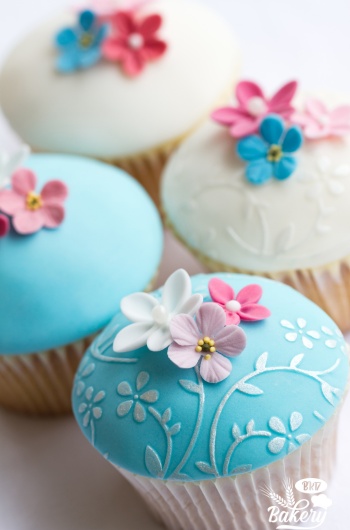 Fondant Accents Cupcake