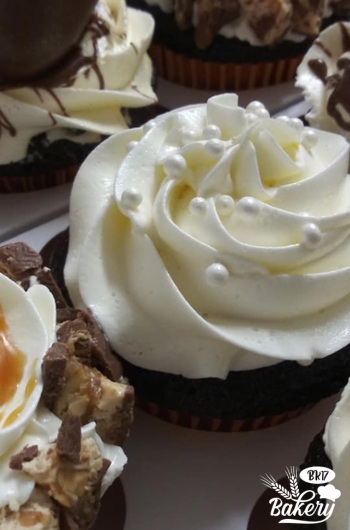 Pearl Sprinkles Cupcake Pearl Sprinkles Cupcake