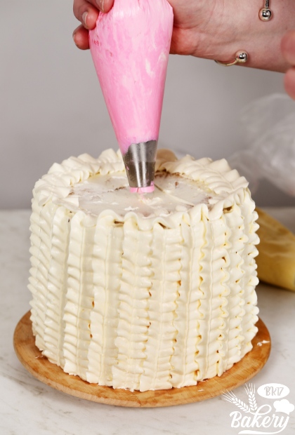 cake decorating cake decorating